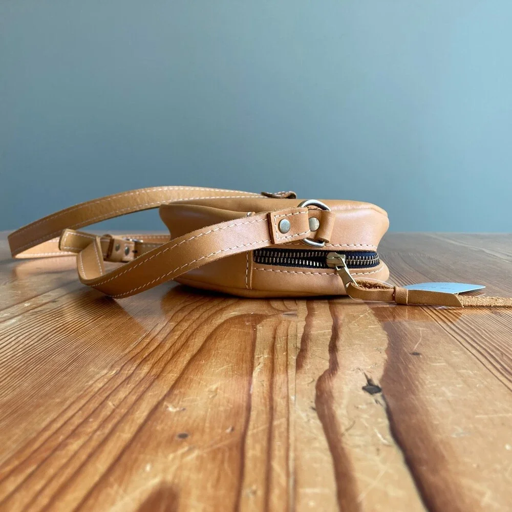 Portland Leather Co Sunflower Yellow Circle Crossbody Purse - 0322MA - Picture 5 of 5